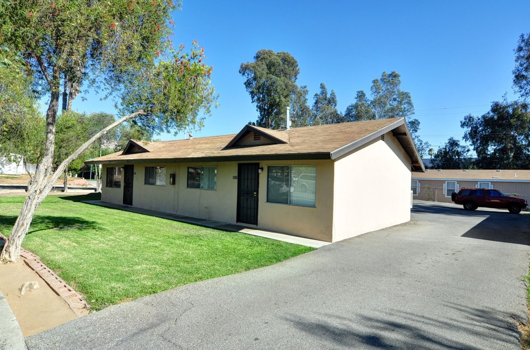 3071 Lecil St in Riverside, CA - Building Photo