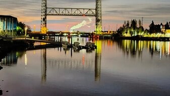 3334 Elmwood Ave, Unit Elmwood upstairs in Oakland, CA - Building Photo