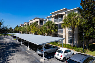 Flora Ridge Condominiums in Kissimmee, FL - Foto de edificio - Building Photo