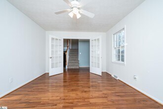 125 Newgate Dr in Simpsonville, SC - Building Photo - Building Photo
