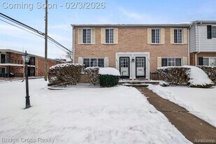 4811 Mansfield Ave in Royal Oak, MI - Building Photo