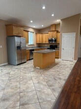215 N Wellington St in Moses Lake, WA - Building Photo - Building Photo
