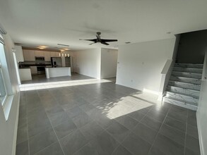 1002 John Jacob Rd in Davenport, FL - Building Photo - Building Photo