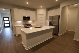 8515 Blueberry Ash St in Magnolia, TX - Foto de edificio - Building Photo