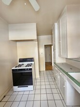 1825 Ivar Ave, Unit 209 in Los Angeles, CA - Building Photo - Building Photo