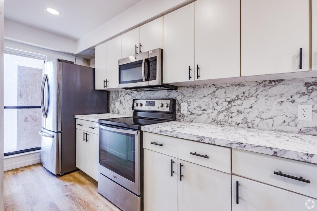 5764 S Texas Ave, Unit 2 Bedroom in Orlando, FL - Foto de edificio