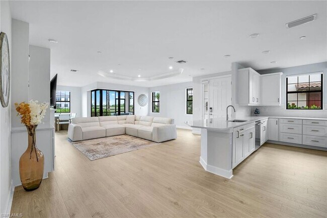 15336 Lucerna St in Naples, FL - Building Photo - Building Photo