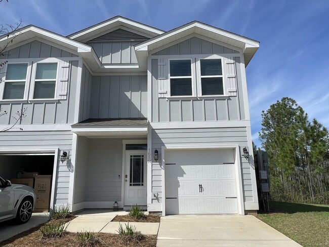 property at 165 Crossing Ln