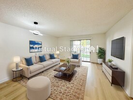 3823 S Maryland Pkwy in Las Vegas, NV - Building Photo