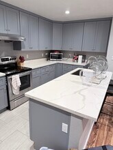 2241 Village Ct, Unit 2 in Belmont, CA - Building Photo - Building Photo