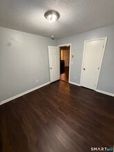 52 Crown St in Naugatuck, CT - Building Photo - Building Photo