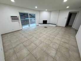 1863 Avocado Ave in El Cajon, CA - Building Photo