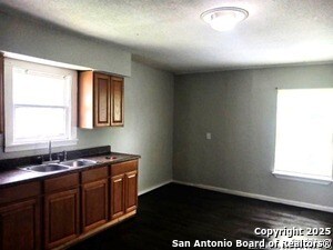 242 Tacoma Ave in San Antonio, TX - Building Photo - Building Photo