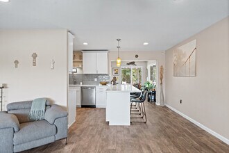 10314 W Sierra Dawn Dr in Sun City, AZ - Building Photo - Building Photo