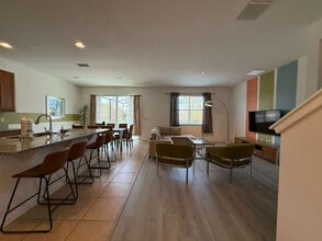 230 Ballo Dr in Kissimmee, FL - Building Photo - Building Photo