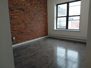 9611 Church Ave in Brooklyn, NY - Foto de edificio - Building Photo