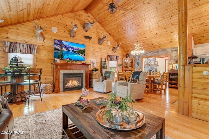 134 Split Rock Rd in Newfoundland, PA - Building Photo