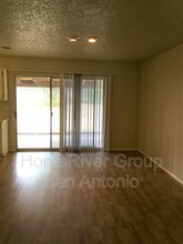 12715 Thomas Sumter St in San Antonio, TX - Building Photo - Building Photo