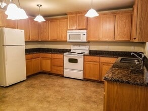2517 Corona Ave in Medford, OR - Building Photo - Building Photo