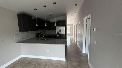 164 Julie Ln in Auburndale, FL - Building Photo - Building Photo