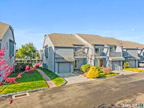 1 Island Dr in Norwalk, CT - Building Photo - Building Photo