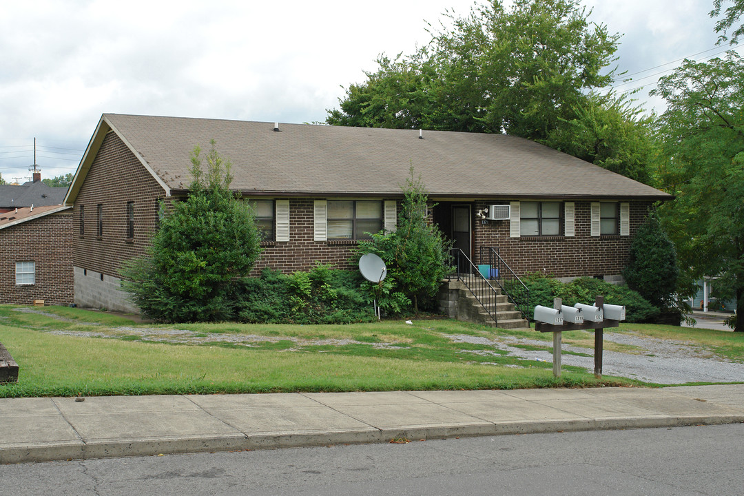 1319 Holly St in Nashville, TN - Building Photo