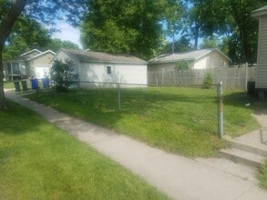 900 I Ave NW in Cedar Rapids, IA - Building Photo - Building Photo