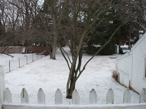 727 Edgewood St in Jackson, MI - Building Photo - Building Photo