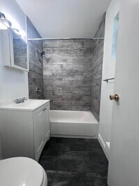 418 Stuyvesant Ave photo'