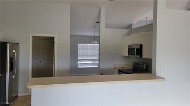 3217 10th St SW in Lehigh Acres, FL - Building Photo - Building Photo