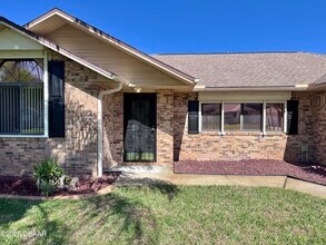 23 Aston Cir in Ormond Beach, FL - Building Photo - Building Photo