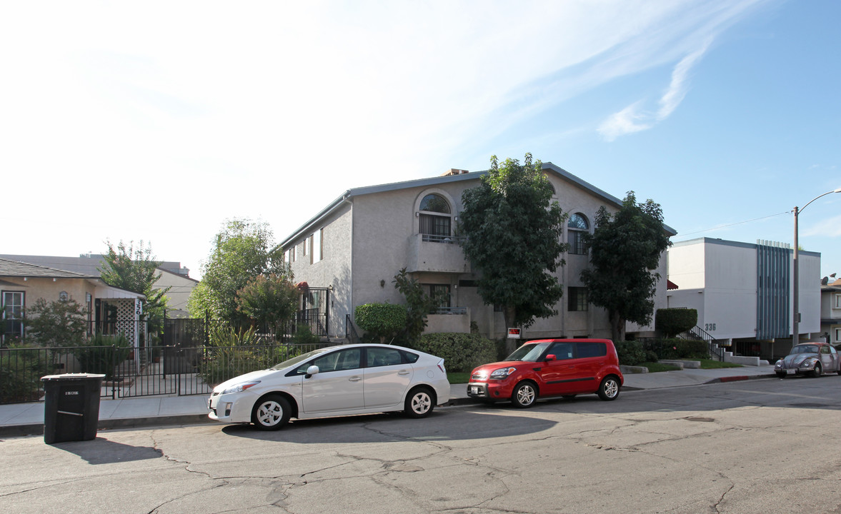 344 E Santa Anita Ave in Burbank, CA - Building Photo