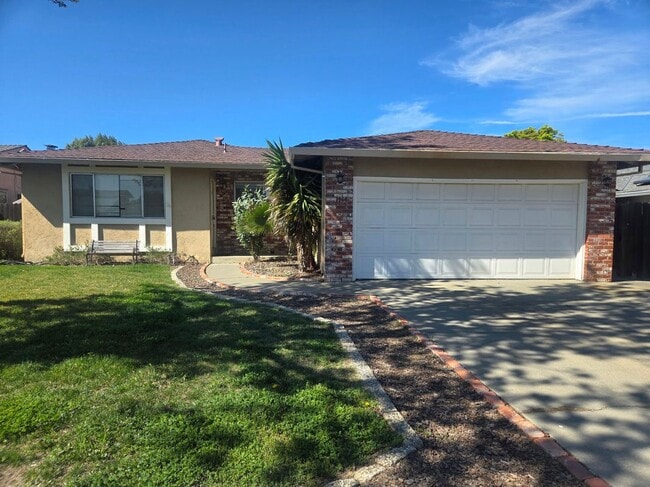 property at 1744 Del Rey St