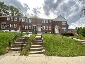 5644 Midwood Ave in Baltimore, MD - Foto de edificio - Building Photo