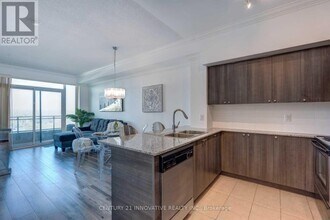 1235-1235 Bayly St in Pickering, ON - Building Photo - Building Photo
