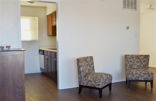 property at 2526 W Prairie St