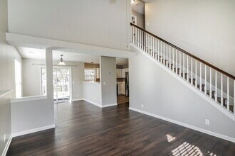 6713 Ascot Dr in Nashville, TN - Building Photo - Building Photo