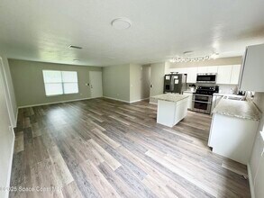 1259 Cambo Ct NE in Palm Bay, FL - Building Photo - Building Photo