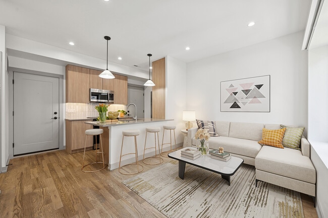 1341 W Estes Ave in Chicago, IL - Building Photo - Building Photo