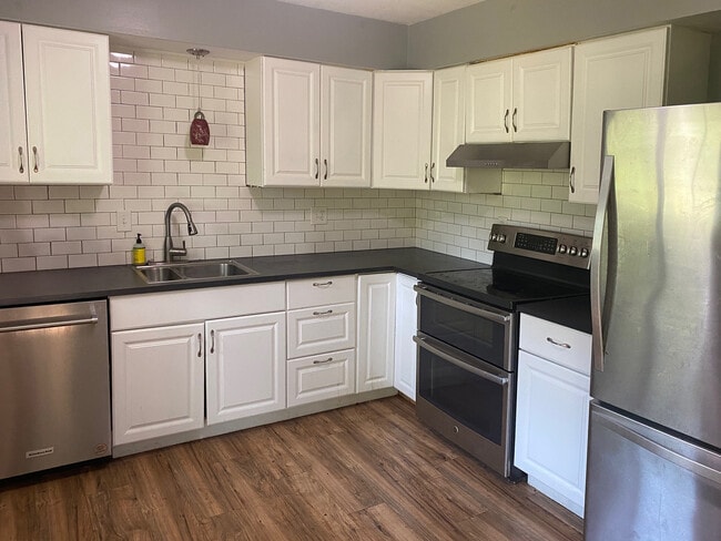 8780 W 79th Cir, Unit 8780 in Overland Park, KS - Building Photo - Building Photo