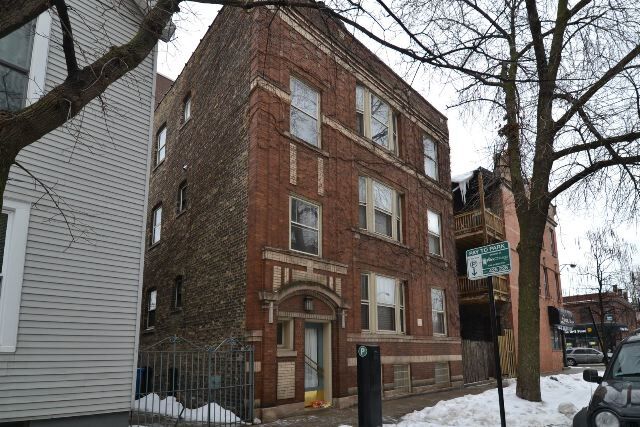1406 W Cornelia Ave, Unit 2 in Chicago, IL - Building Photo