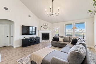 2130 Dalhart in San Antonio, TX - Building Photo - Building Photo