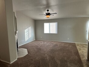 3747 W Sweet Ave in Visalia, CA - Building Photo - Building Photo