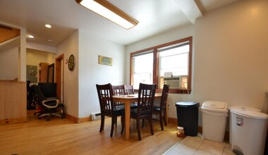 65 Gardner St, Unit D2 in Boston, MA - Foto de edificio - Building Photo