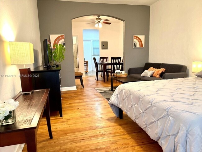 1561 Lenox Ave. in Miami Beach, FL - Building Photo - Building Photo