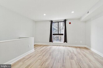 1711 South St in Philadelphia, PA - Building Photo - Building Photo