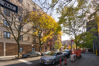 376 Keap St in Brooklyn, NY - Building Photo - Building Photo