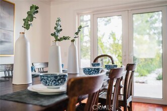 21793 Planewood Dr in Woodland Hills, CA - Building Photo - Building Photo