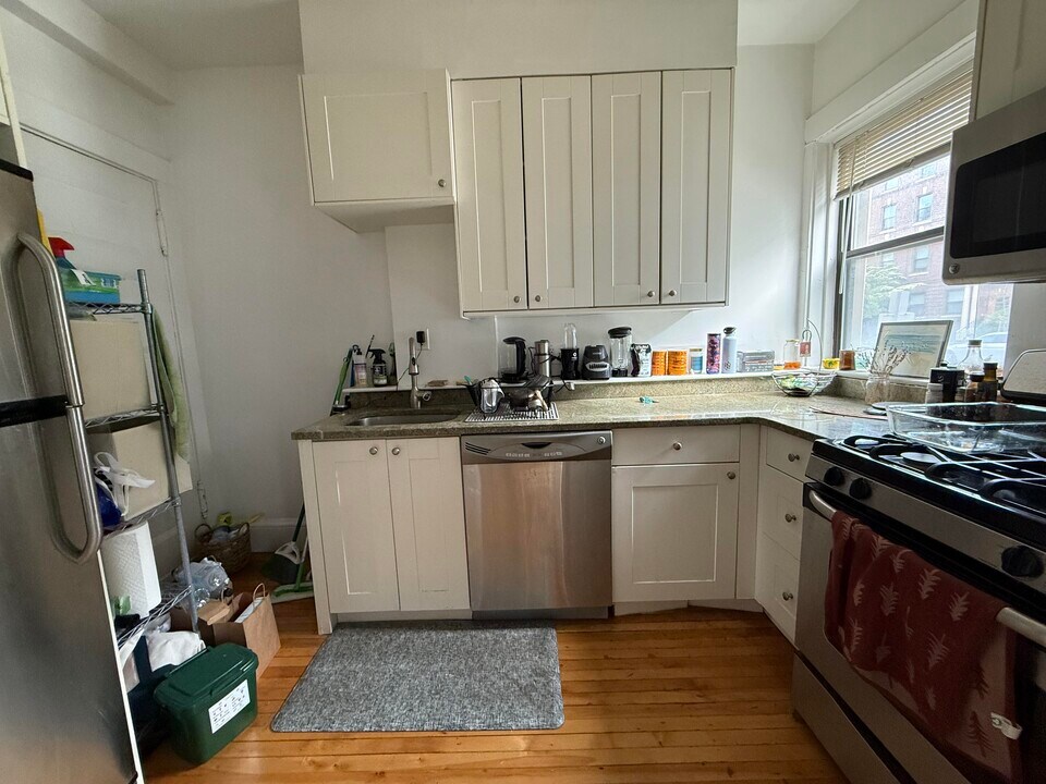 95 Prescott St, Unit 84-1 in Cambridge, MA - Foto de edificio