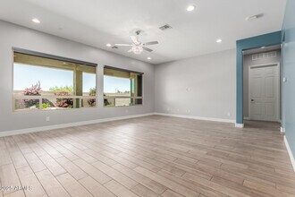 17996 W Redwood Ln in Goodyear, AZ - Building Photo - Building Photo